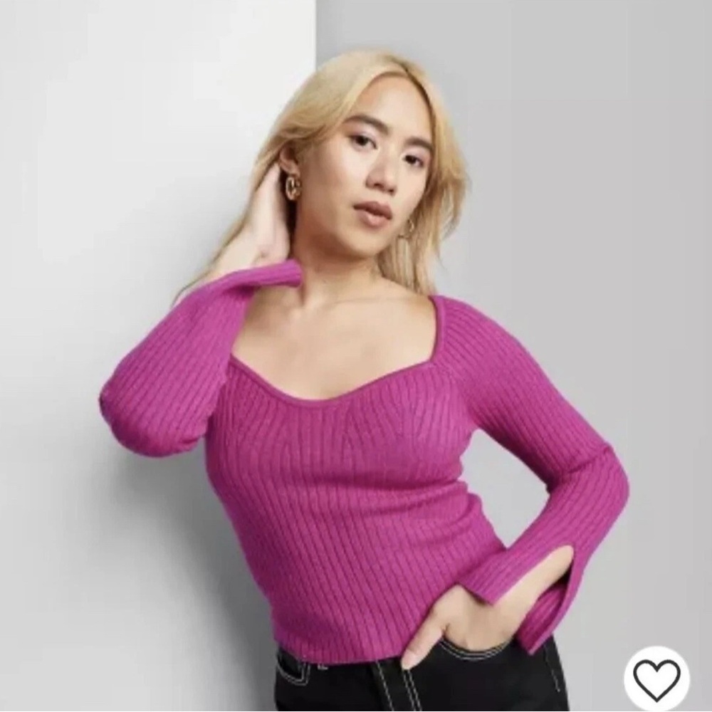 Wild Fable Fuchsia Sweetheart Neckline Long Sleeve Cropped Sweater